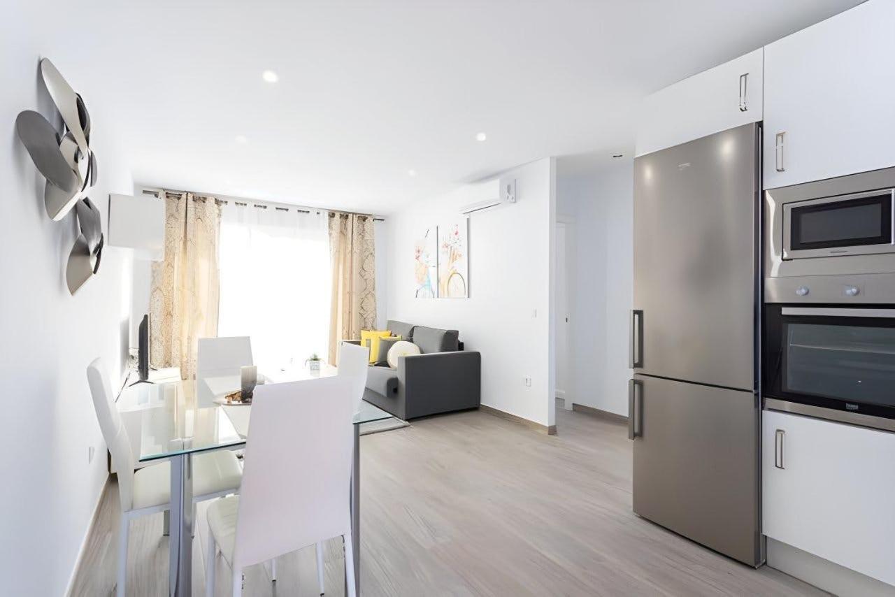Ap. 2 Habitaciones- Los Boliches フエンヒロラ エクステリア 写真